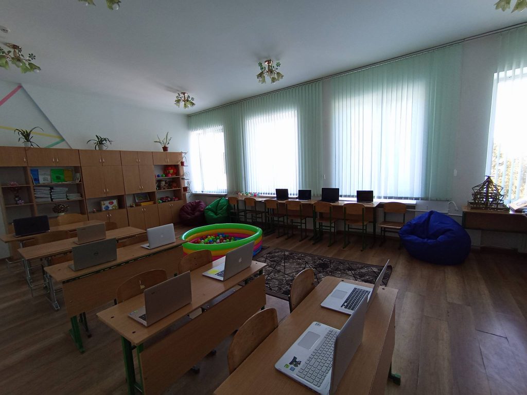 645969706_2232102584263311_2653288278895785788_n